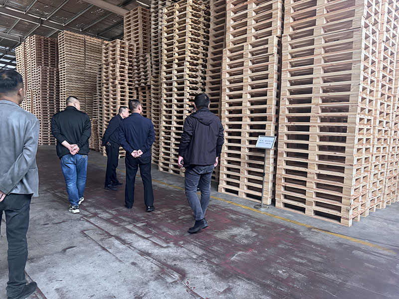 內蒙古 XX 物流有限公司（張經(jīng)理、王工程師）?